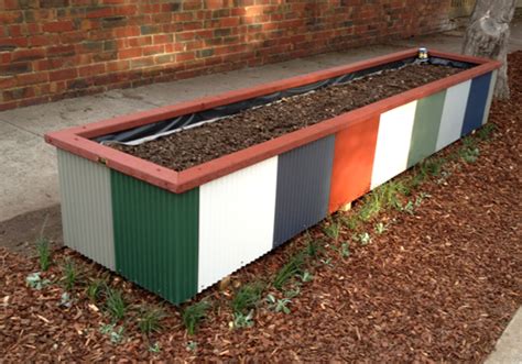 custom metal planter boxes melbourne|colorbond planter boxes.